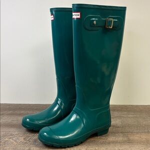 Hunter Original Tall Rain Boots – Deep Green – Size 8